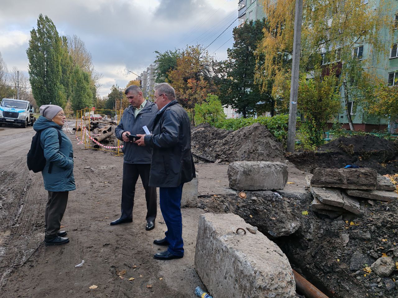 В Курске продолжается ремонт теплосетей на ПЛК