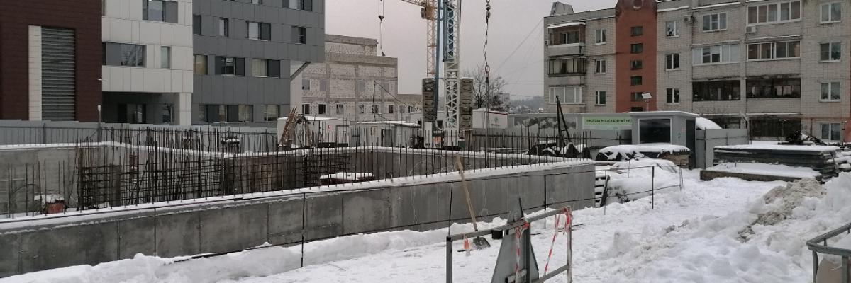 В Курске строительство на улице Димитрова ведется без разрешительной документации