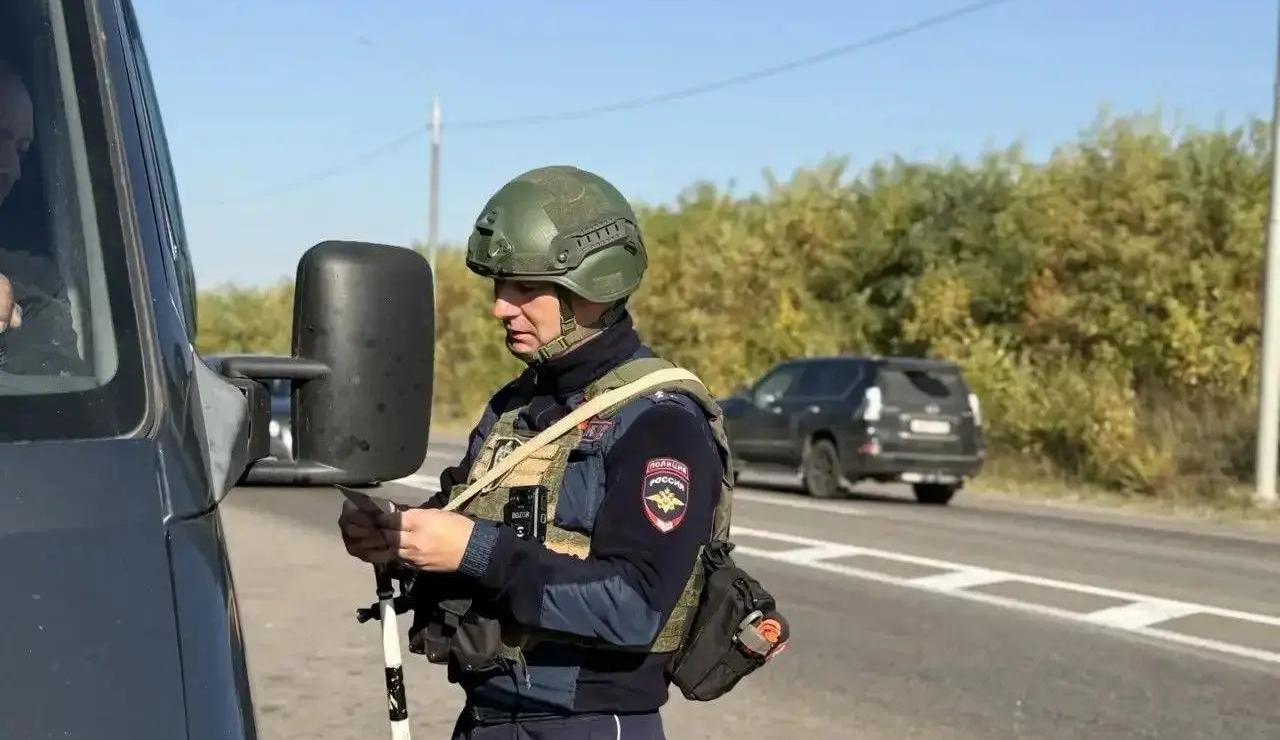 У курянина изъяли 173 грамма наркотиков после остановки на посту