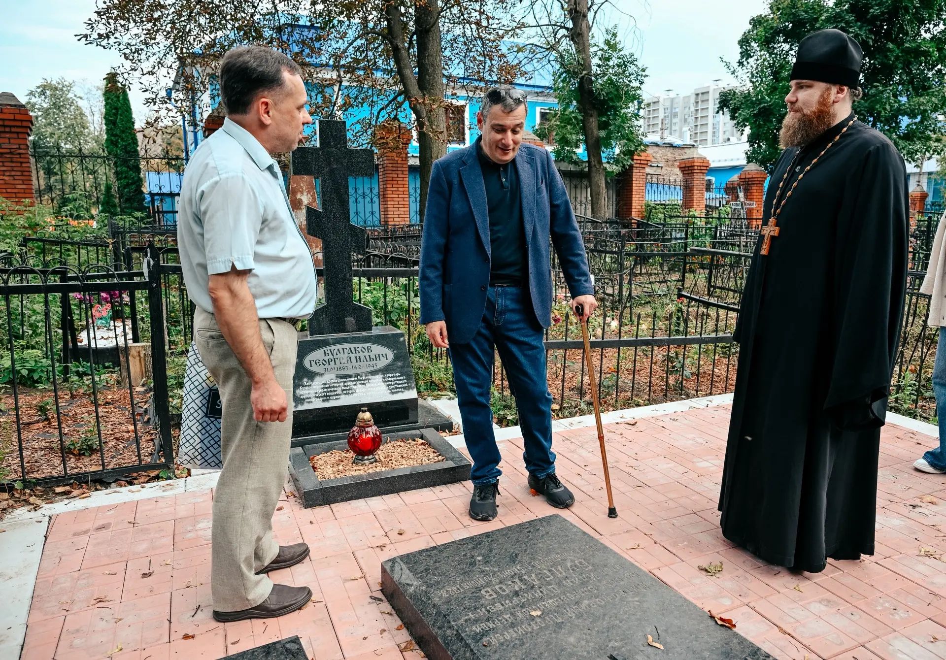 Никитское кладбище в Курске приводят в порядок