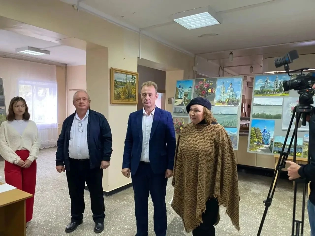 В Курской области открылась выставка участников международного конкурса-пленэра