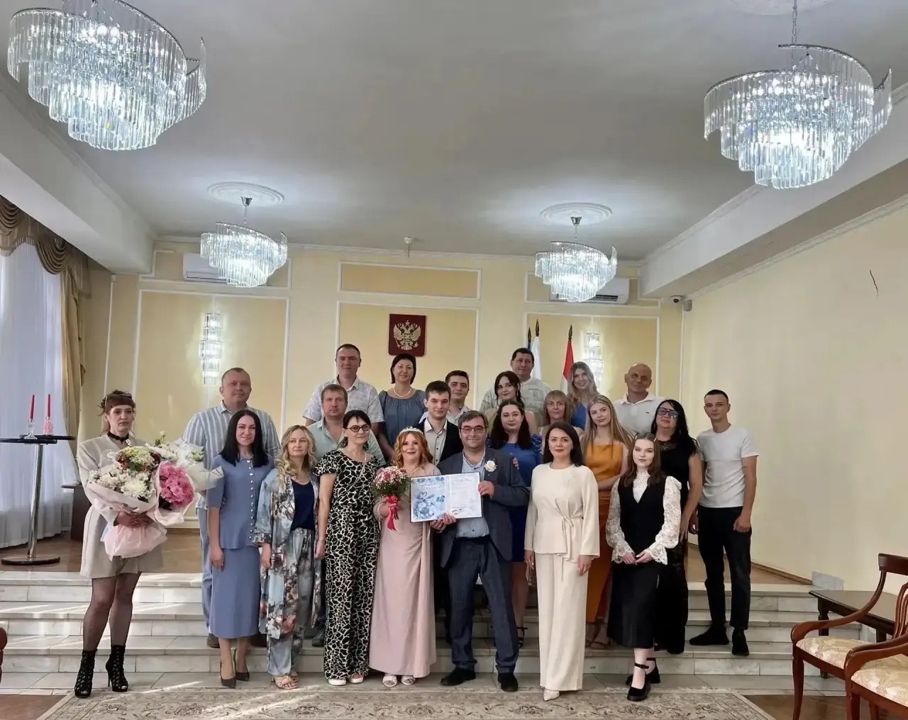 Супружеская пара из Курска отметила 25-летие семейной жизни
