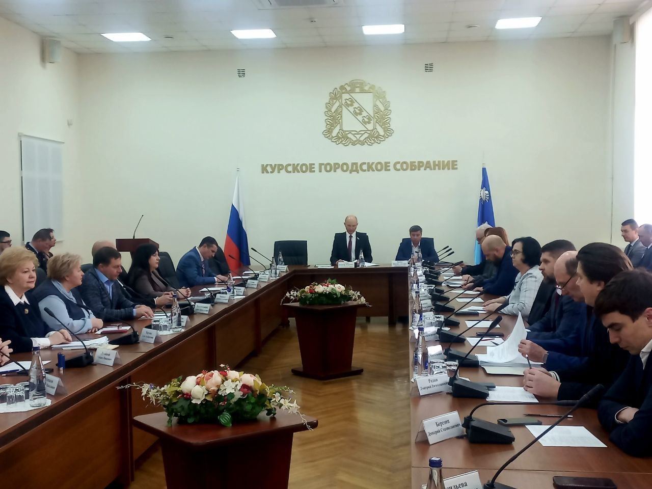 Курские депутаты обсуждают увеличение соцподдержки отдельных категорий граждан