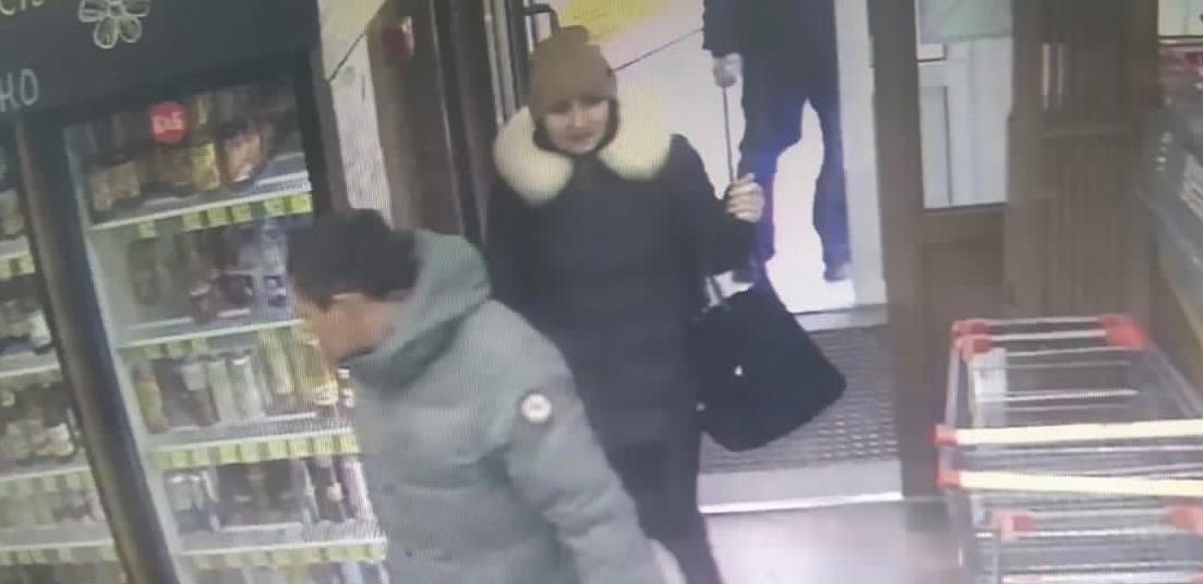 В Курске ищут подозреваемого в краже денег с чужой карты