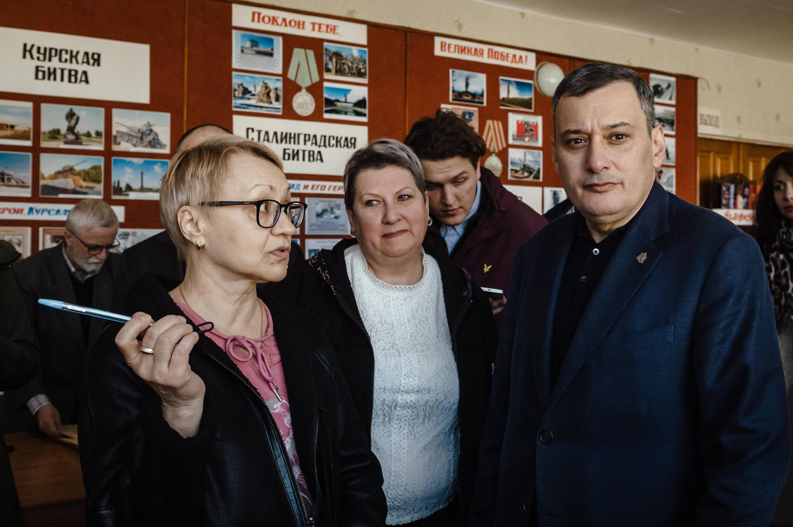 Курский губернатор поручил решить вопрос с сокращением преподавателя из Щигров