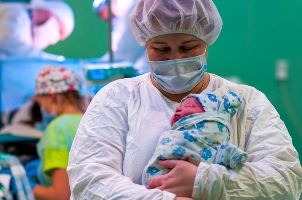 В Курском областном перинатальном центре в День студента родилось 13 малышей