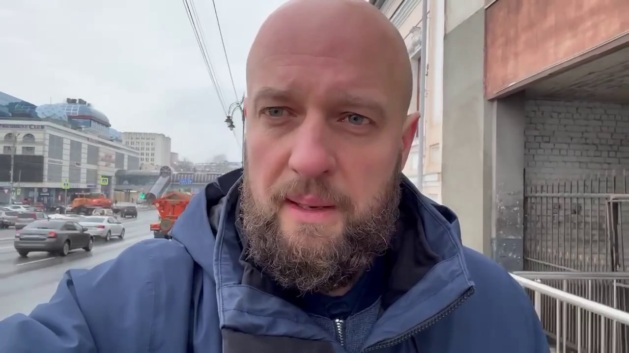 Глава Курска проверил уборку улицы Дзержинского