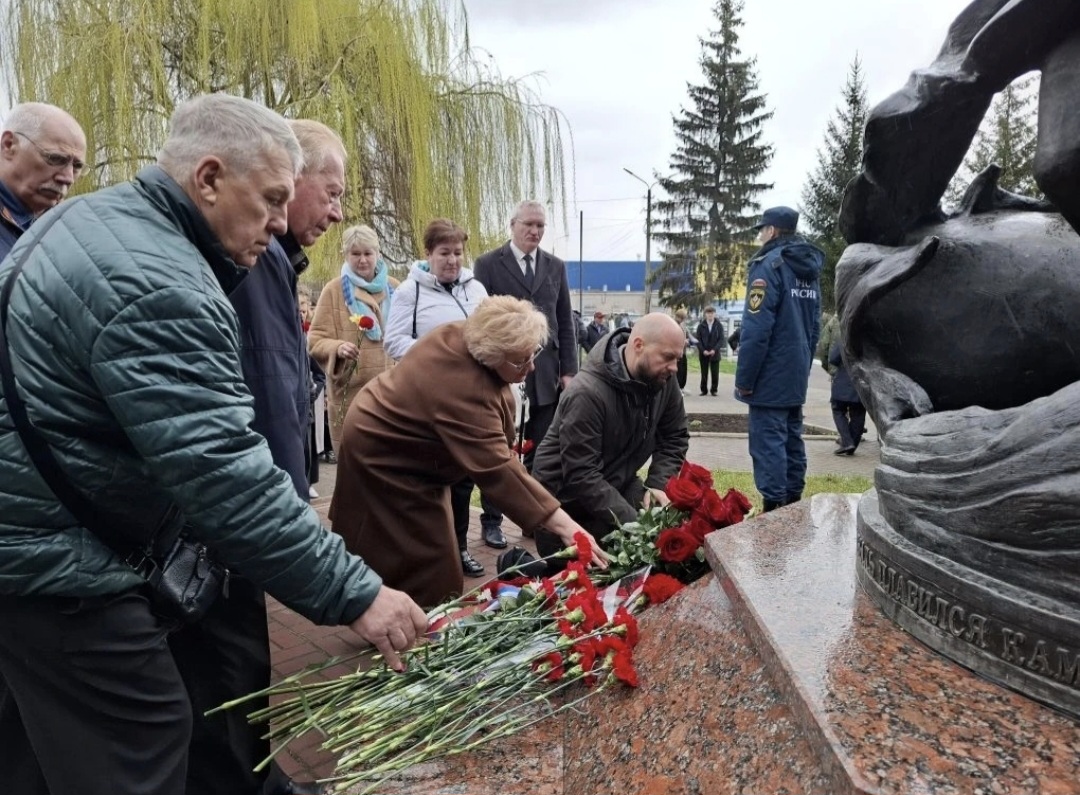 Куряне почтили память героев Чернобыля