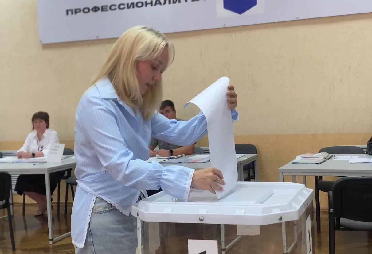 В Курске студенты-педагоги проголосовали за будущее