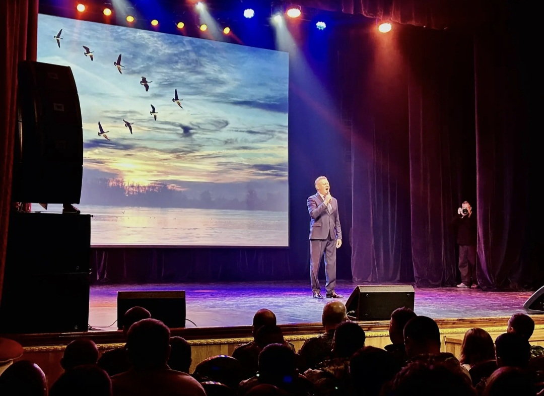 В филармонии прошёл концерт для жителей приграничья и военных в честь годовщины освобождения Суджи