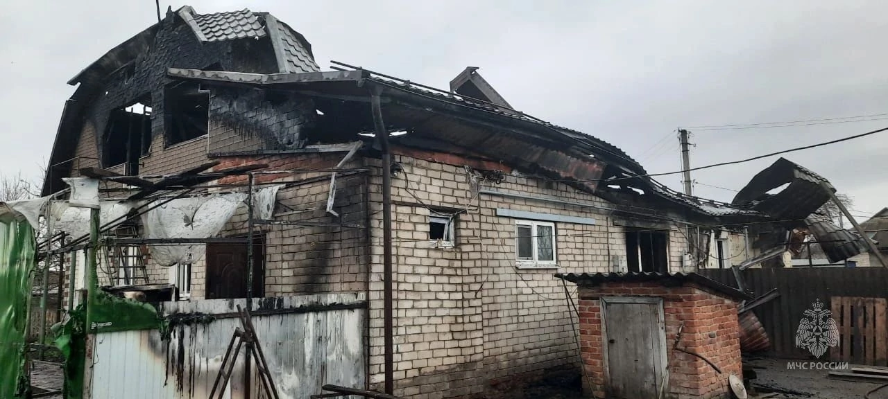 Курские сотрудники МЧС раскрыли дело о пожаре в Дьяконово