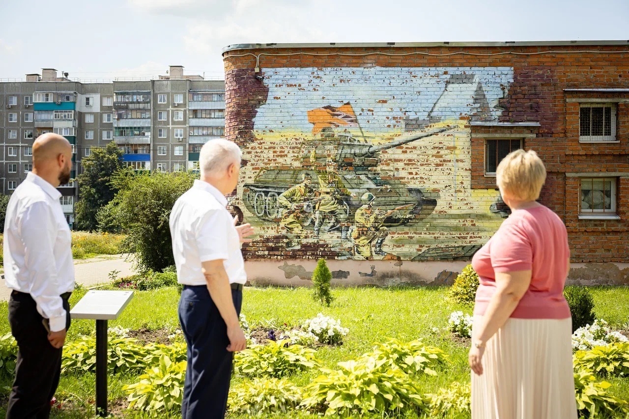 Евгений Маслов и Василий Пискарёв осмотрели в Курске места, которые необходимо благоустроить 
