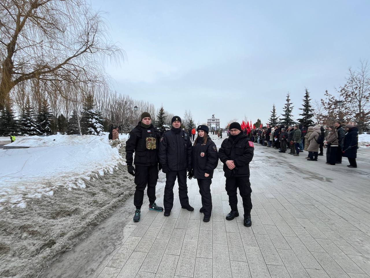 Возложение в День защитника Отечества в Курске прошло без происшествий