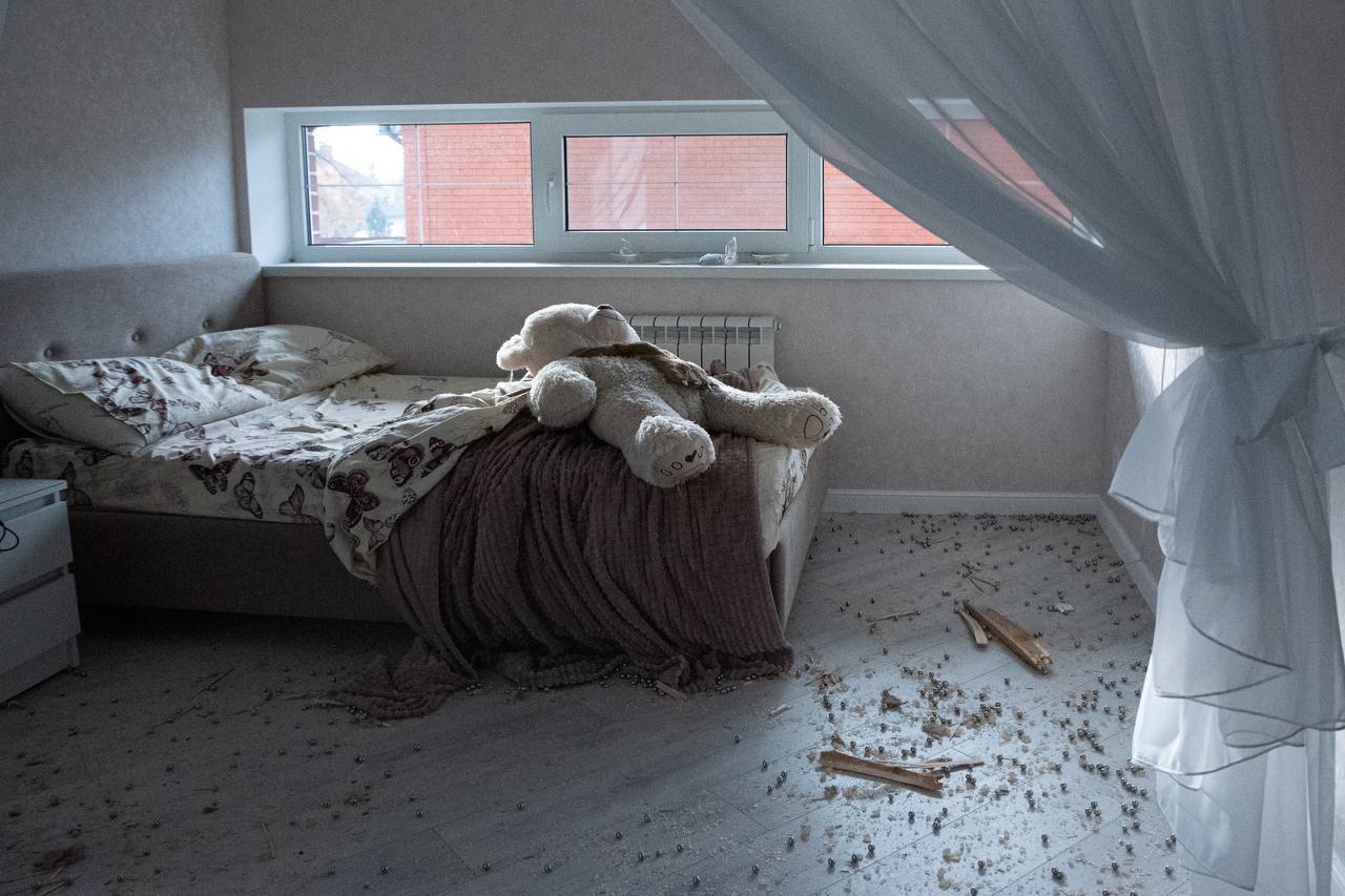 В Курске состоялся подомовой обход после ночных атак вражеских БПЛА 