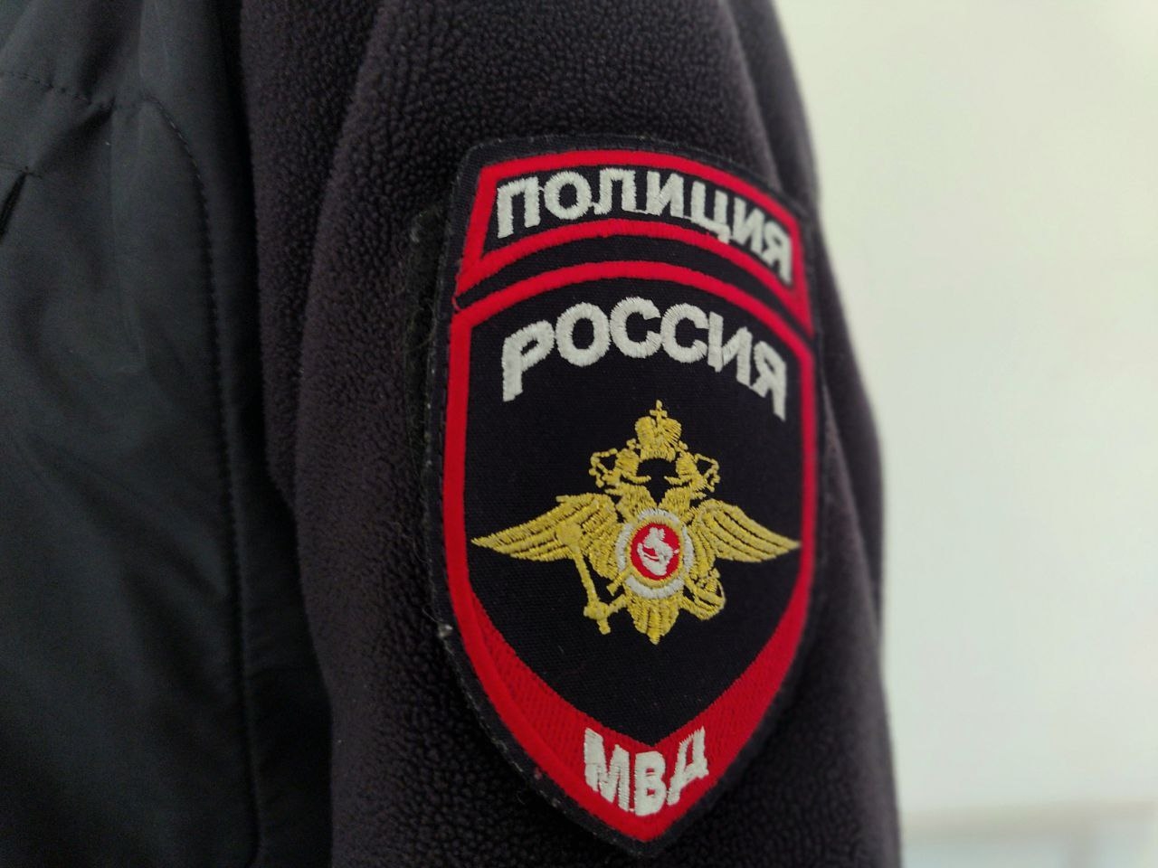 Полицейские установили личность продававшего мошенникам аккаунты 24-летнего курянина 