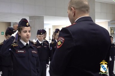 Ученики курской школы № 59 приняли присягу кадетов МВД России