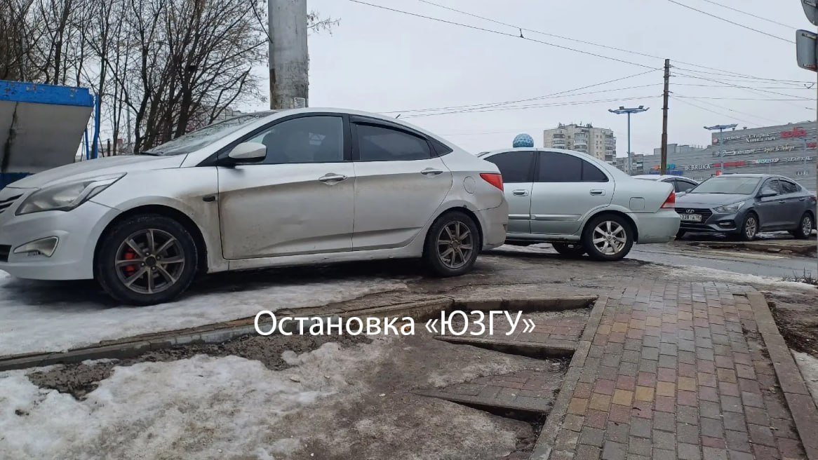 В Курске за семь дней составили восемь протоколов за парковку в неположенных местах