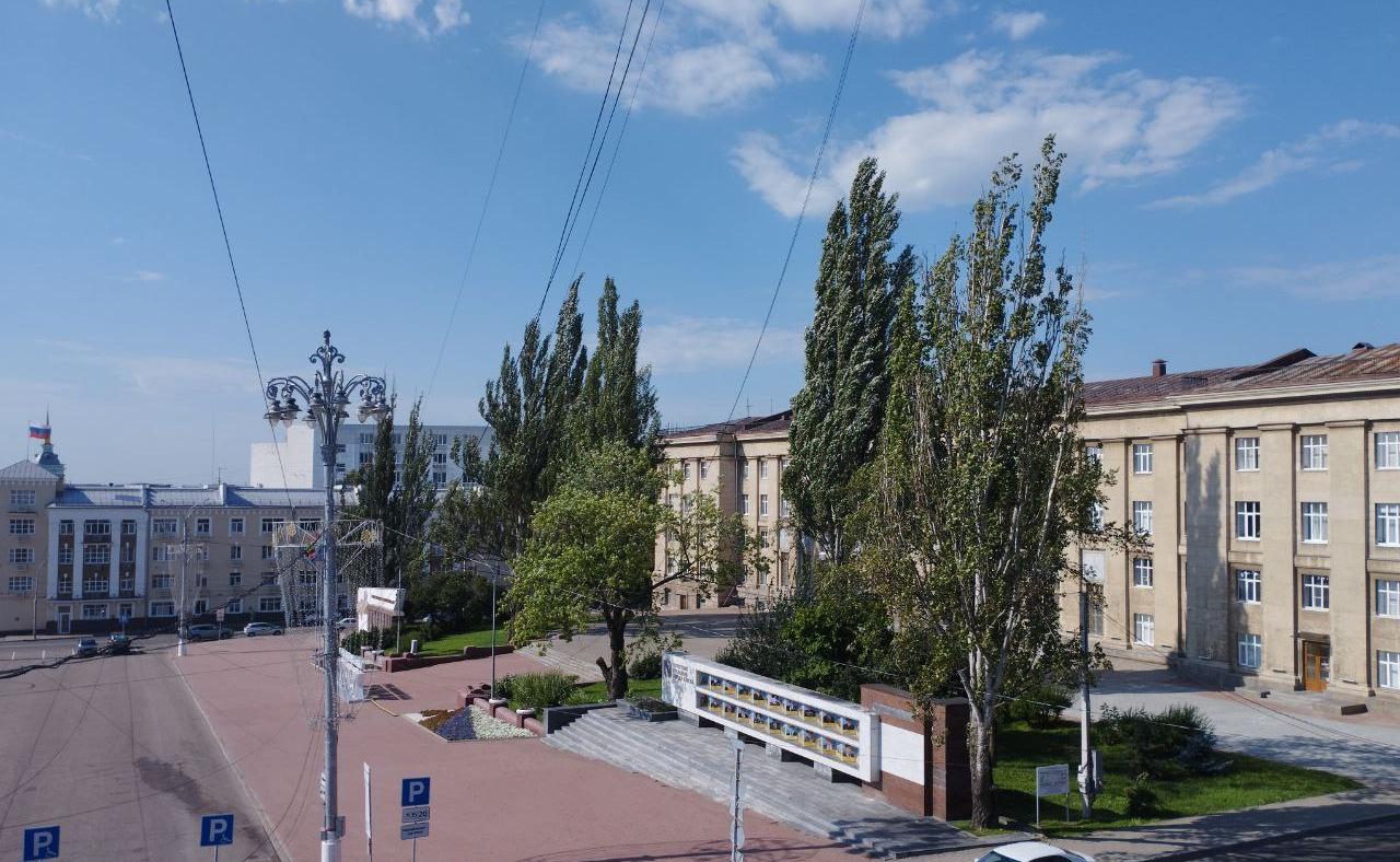 В Курске устранят недостатки благоустройства в скверах у «Куряночки» и на Красной площади