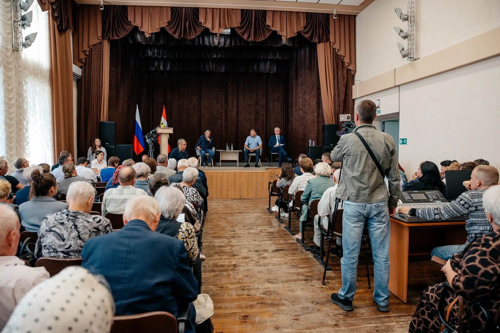 Жители Курской области попросили губернатора возобновить работу выездную службу крови 
