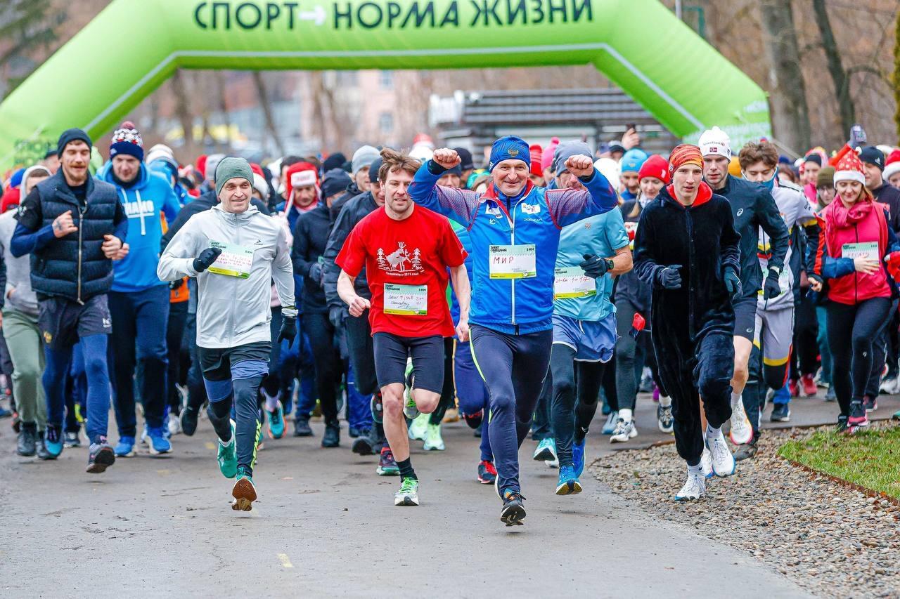 В Курске 1 января пройдёт новогодний забег в парке Боева дача