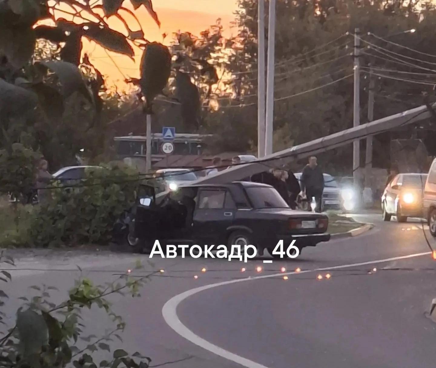 В Курске на Энергетиков сгорели 34 уличных фонаря в результате ДТП
