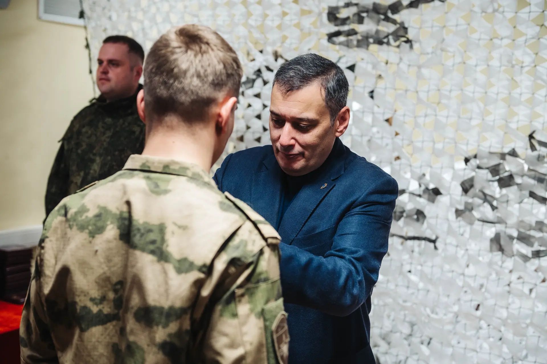 Александр Хинштейн поздравил Управление Росгвардии по Курской области с 10-летием образования 