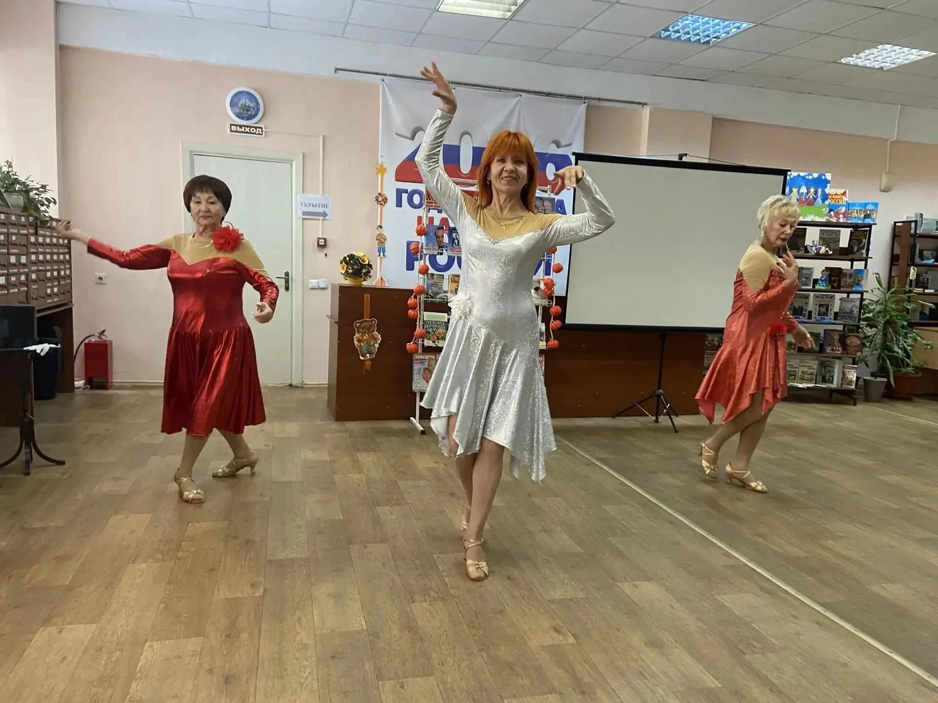 В курской библиотеке прошла встреча «Сердца, полные света»