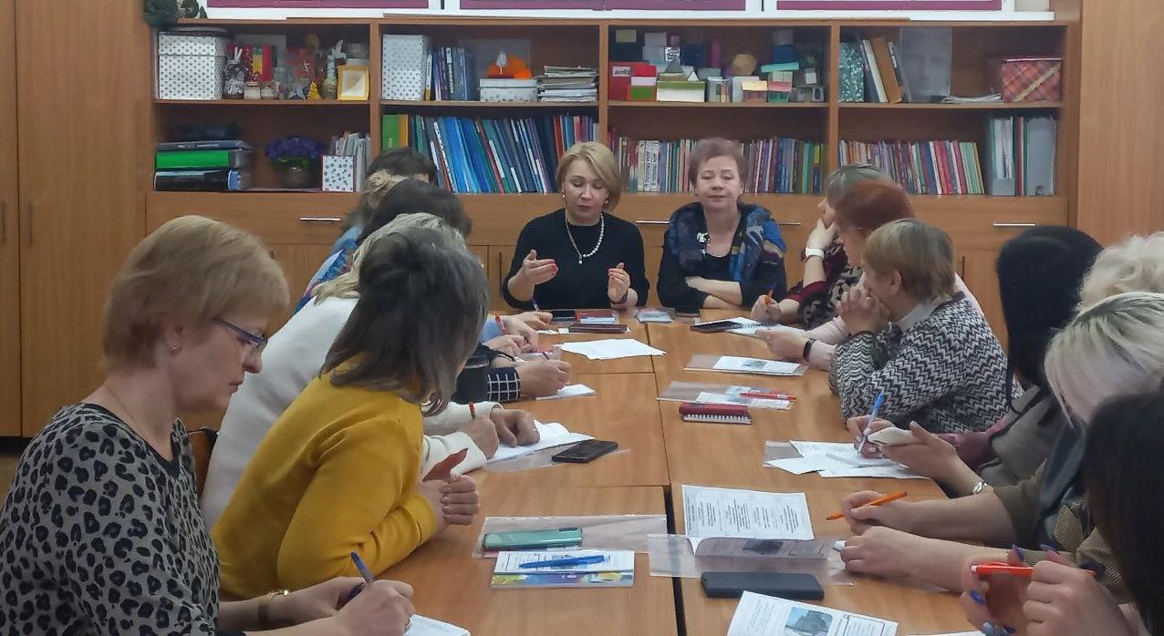 Педагоги Курска  обсудили традиции и инновации в работе с обучающимися с ОВЗ 