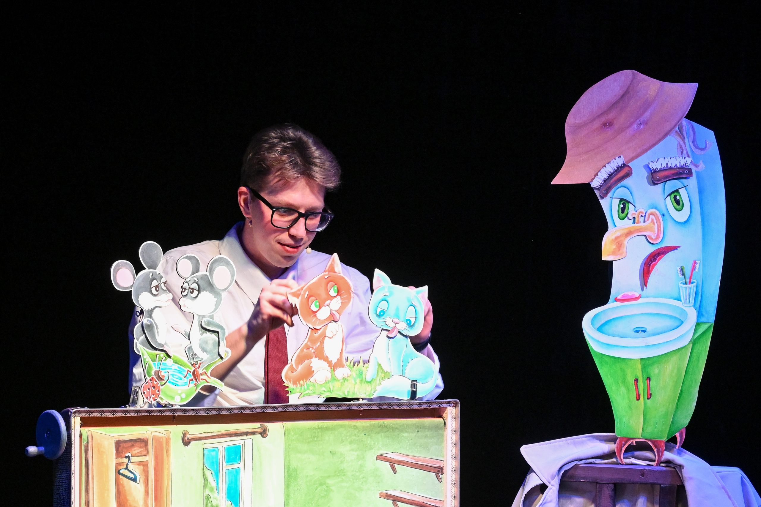 Курян приглашают посетить кукольные спектакли в Международный день театра кукол