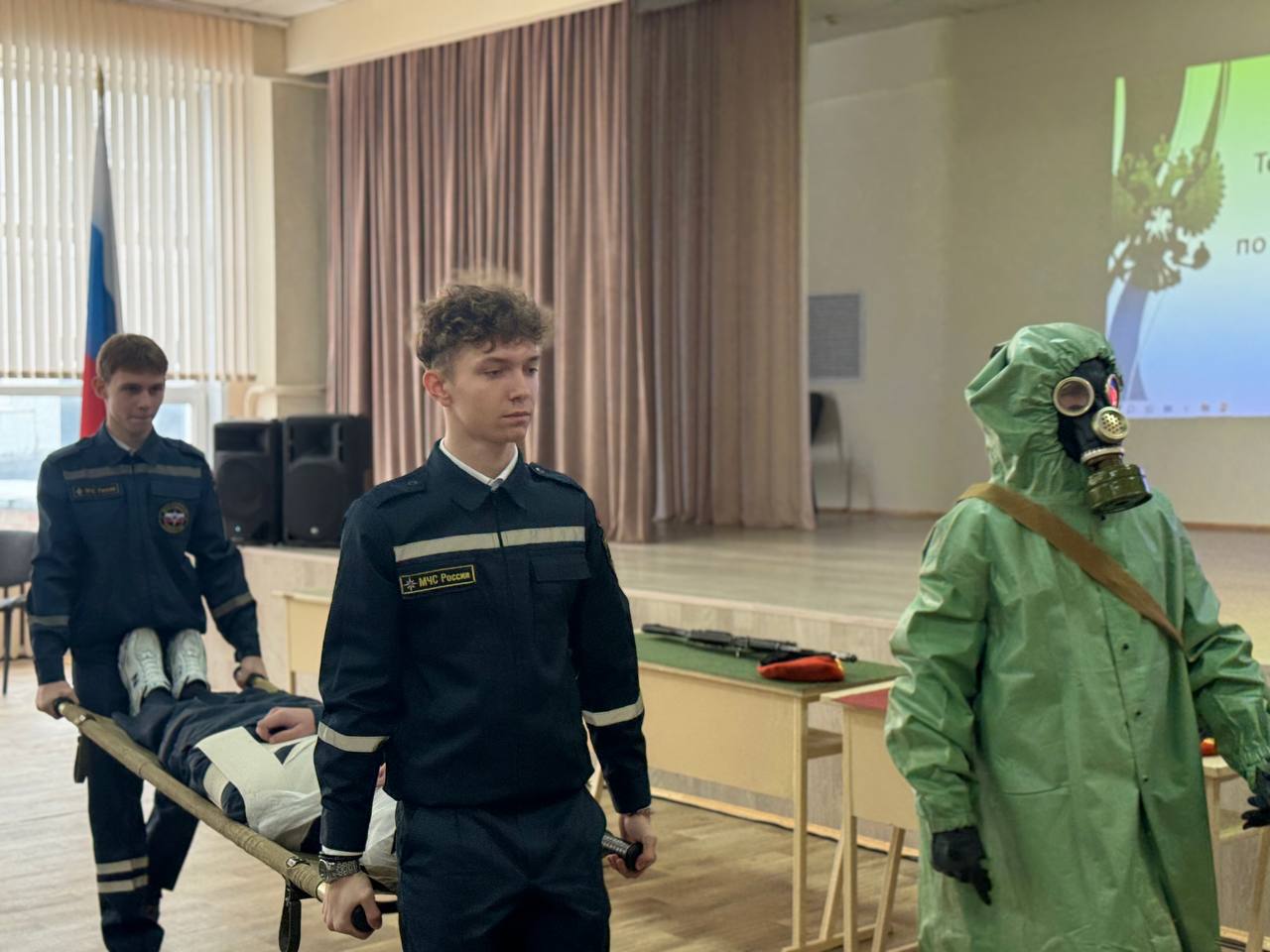 В Курске для юных защитников Отечества проходят учебные сборы
