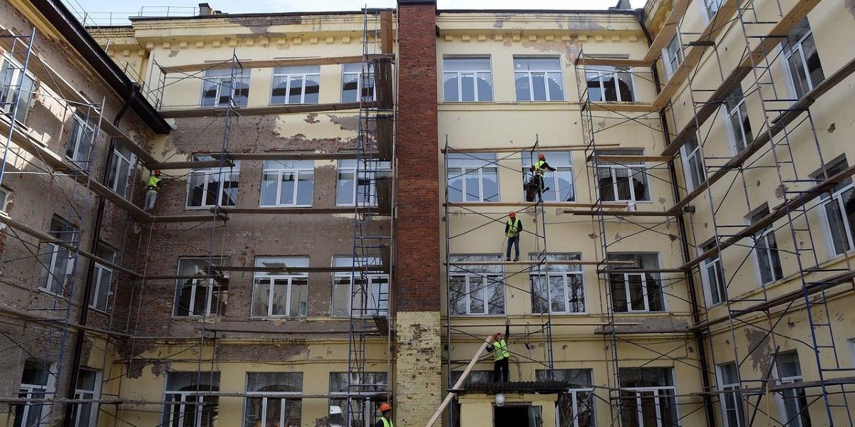 В Курске идет капитальный ремонт школы №7 