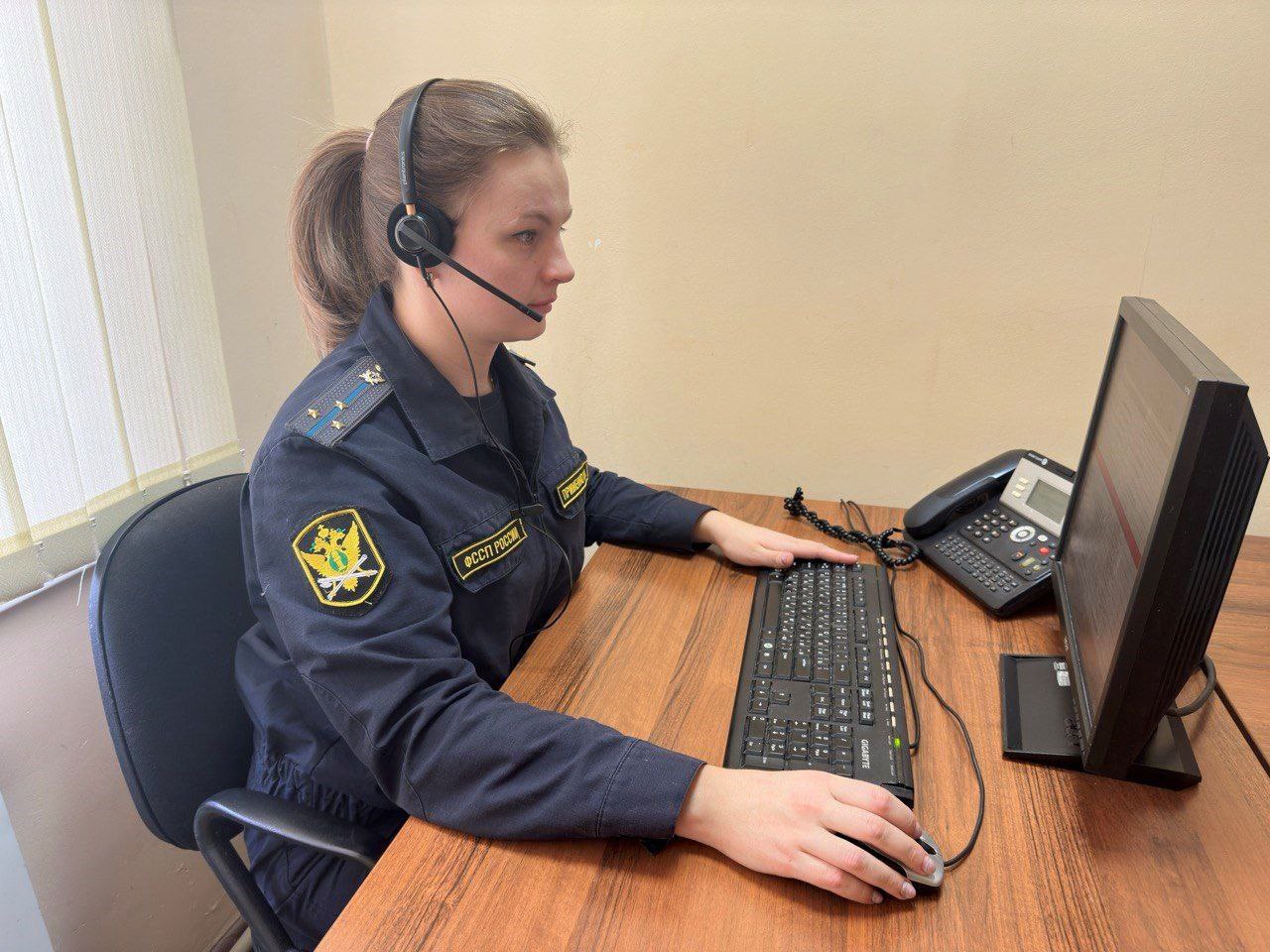 В Курске проходит  информационная акция «В новый год — без долгов»