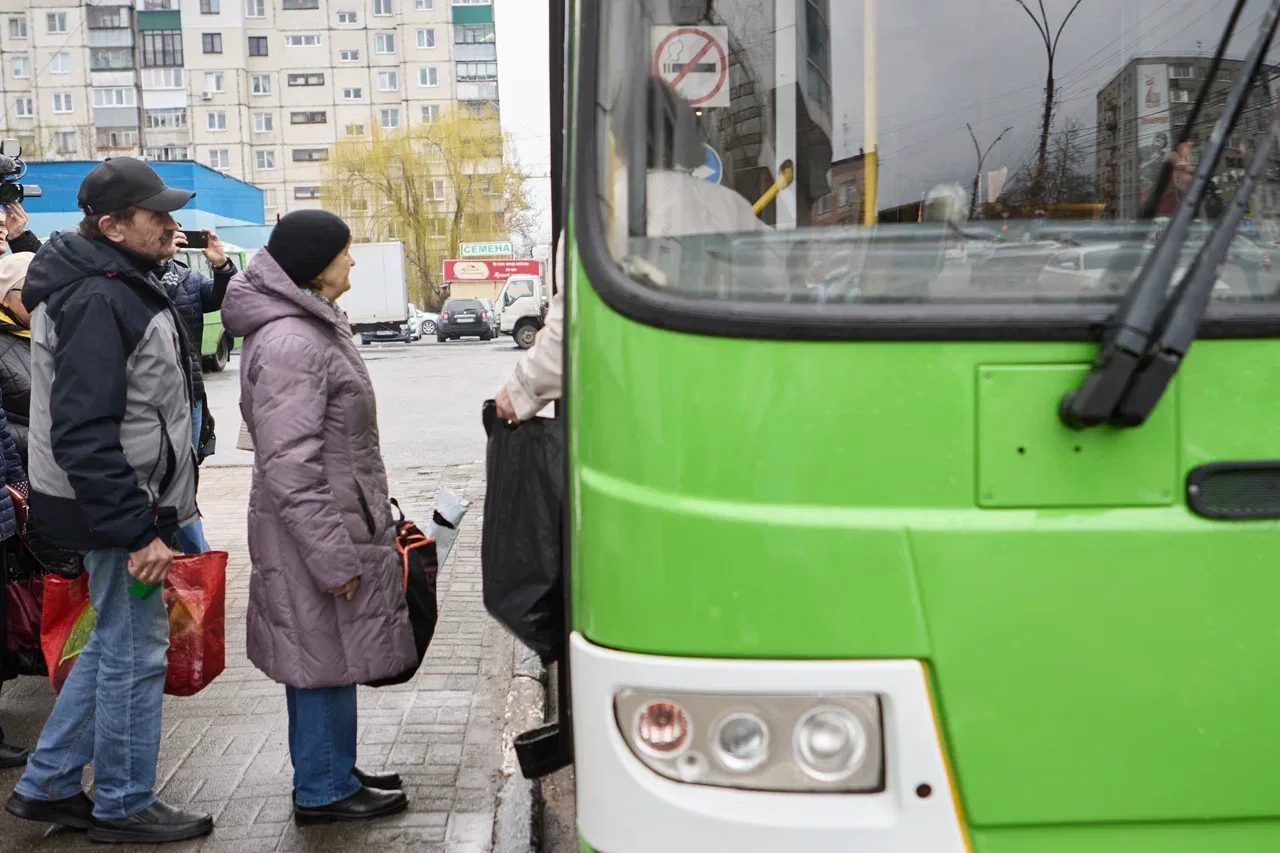 «Весна – труд – дача»: к садово-огородным участкам поехали первые курские дачники