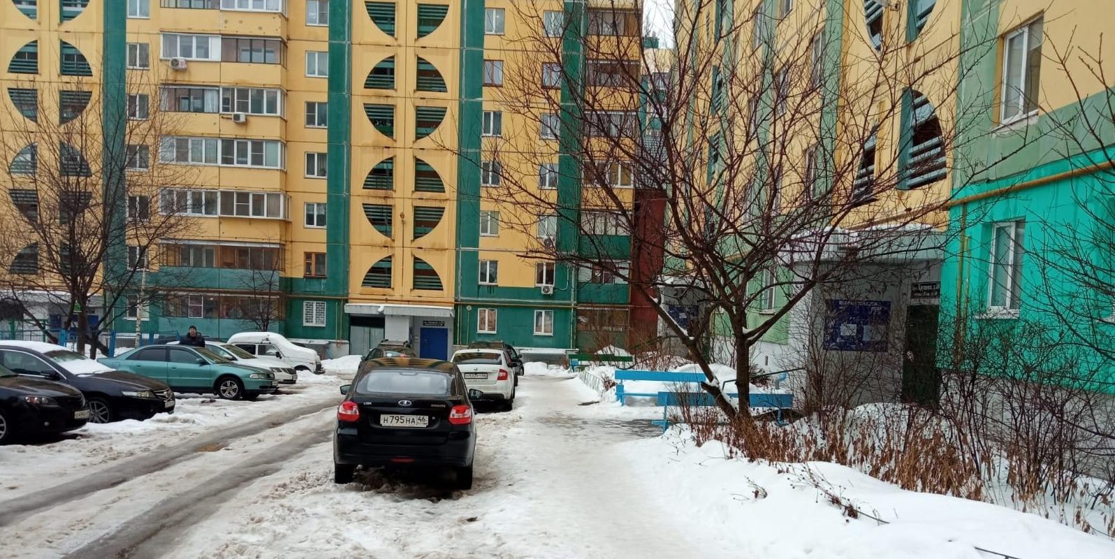 В Курске 7 «управляек» получили уведомления из-за неочищенных дворов
