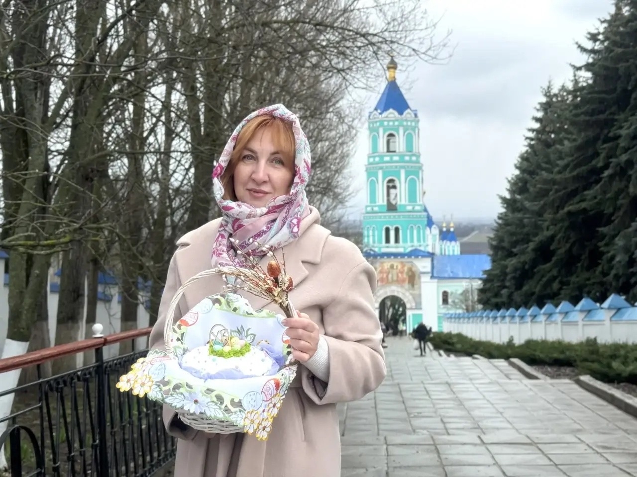 И.о. председателя КГС поздравила курян с Пасхой