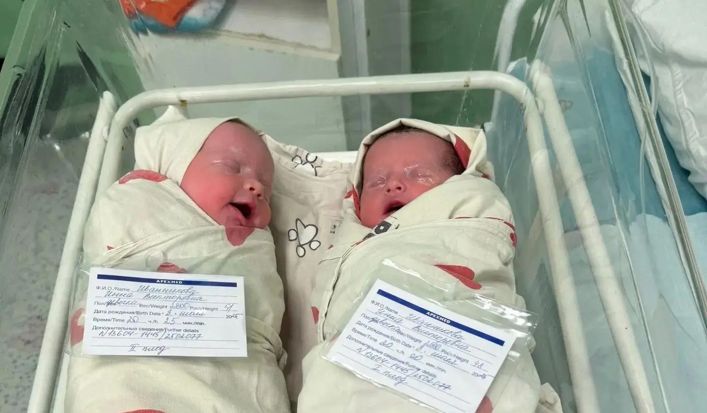 В Курске родилась 22-я пара двойняшек