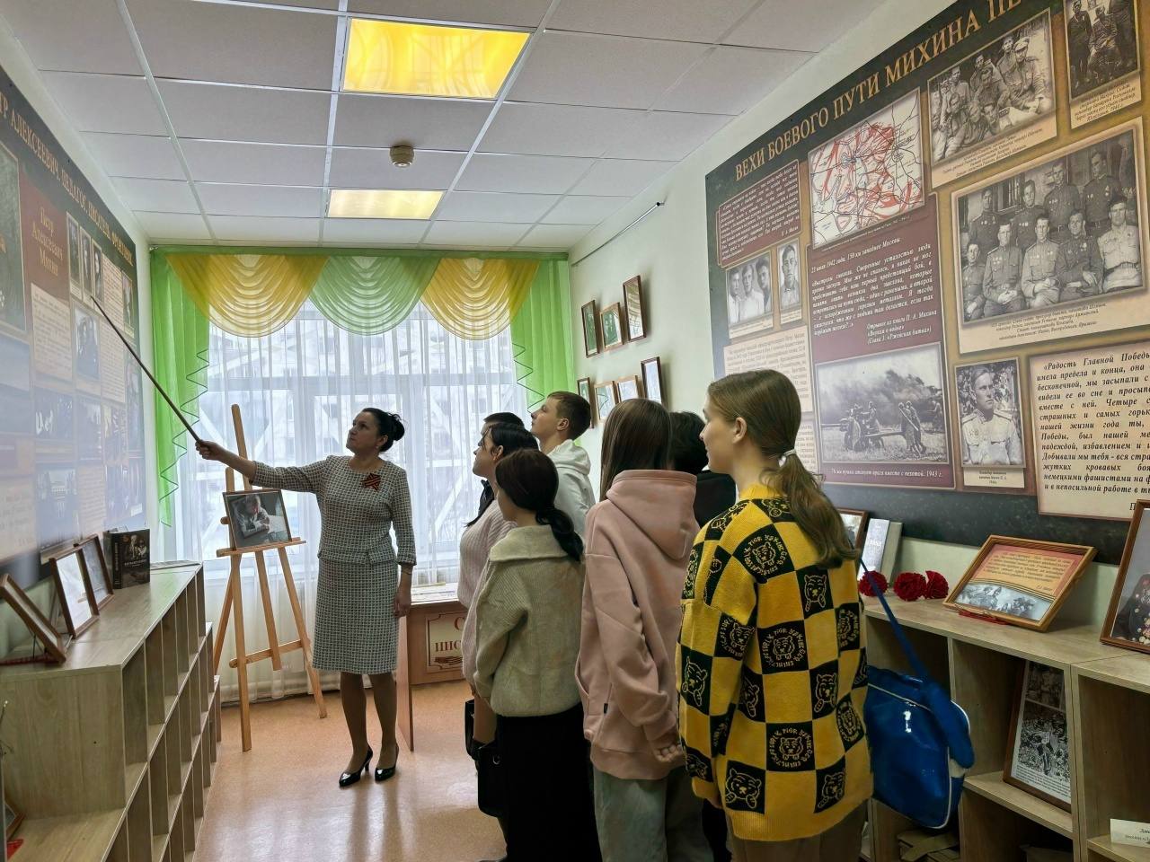 В Курске проходят экскурсии по залам памяти писателей-фронтовиков