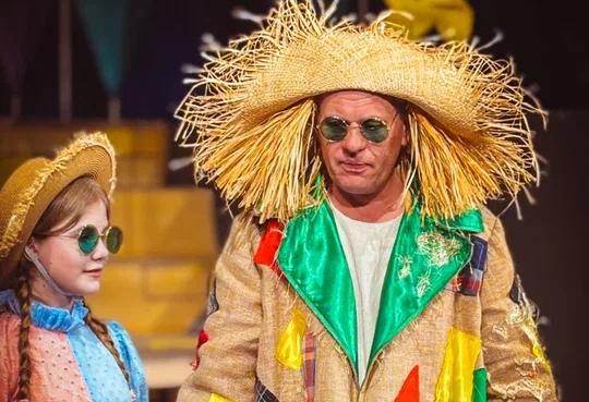 В курском ТЮЗе представили нового «Волшебника Изумрудного города»