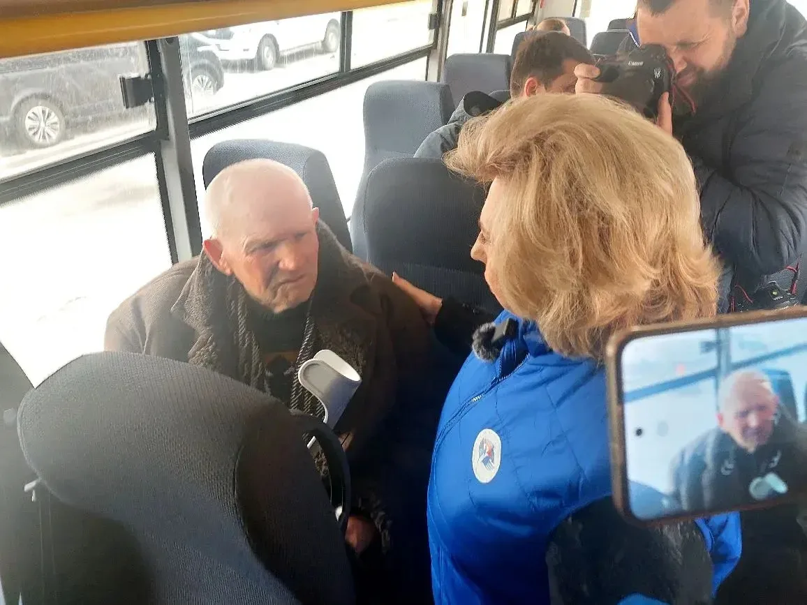 В Курскую область вернулись с территории Украины семь суджанцев