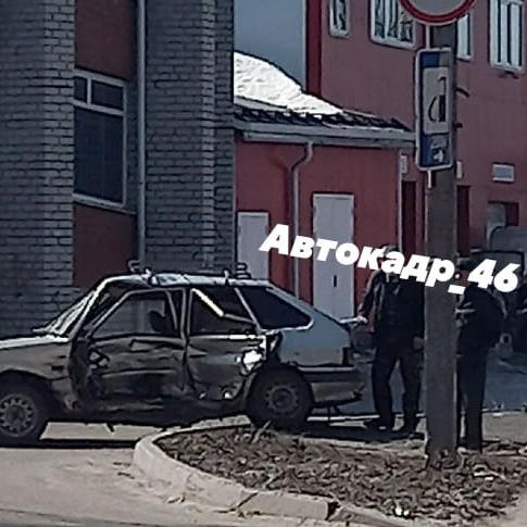 В Курске в ДТП пострадали водители