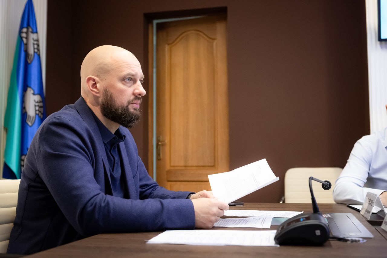 В Курске прошло совещание по вопросам призыва на военную службу по контракту