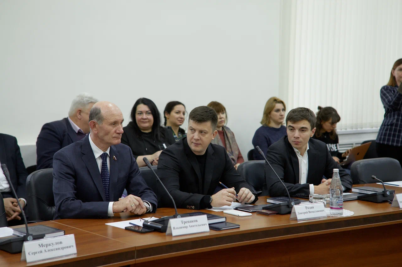 Курские депутаты утвердили Положения об администрациях Сеймского, Центрального, Железнодорожного округов 