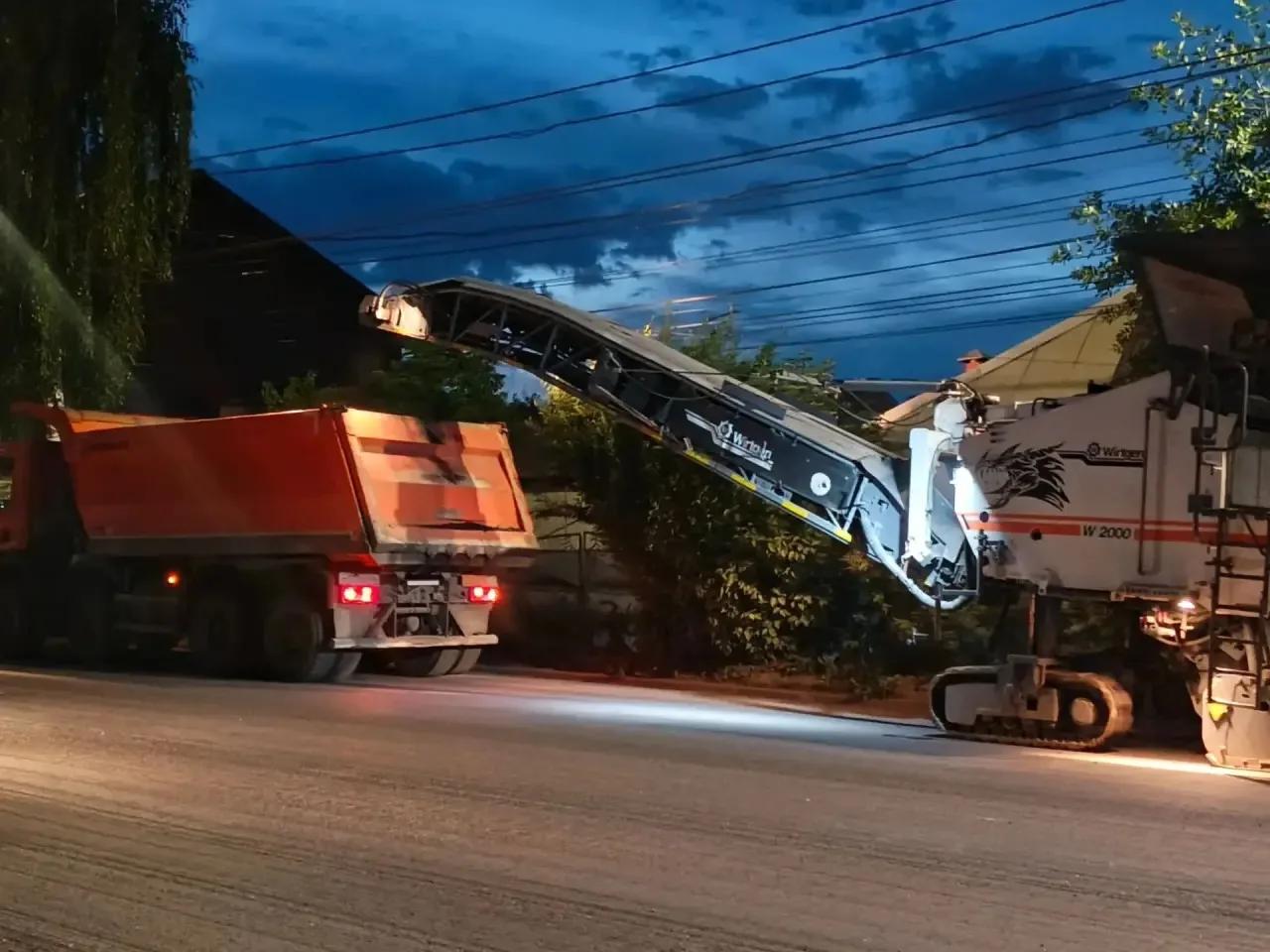 В Курске на Малых сняли 22 тысячи квадратных метров старого дорожного покрытия