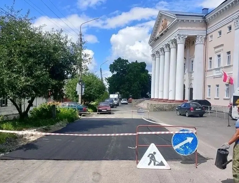 В Курске после разрытий восстановили 34 участка