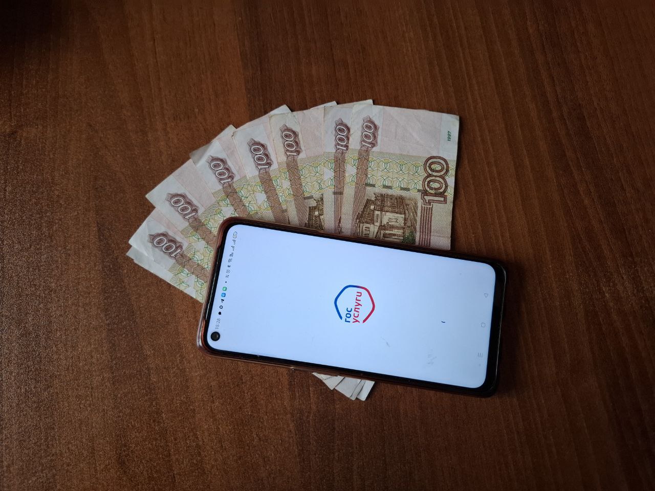 Пенсионерка из Курска перевела мошенникам 150 тысяч рублей после звонка об установке шлагбаума