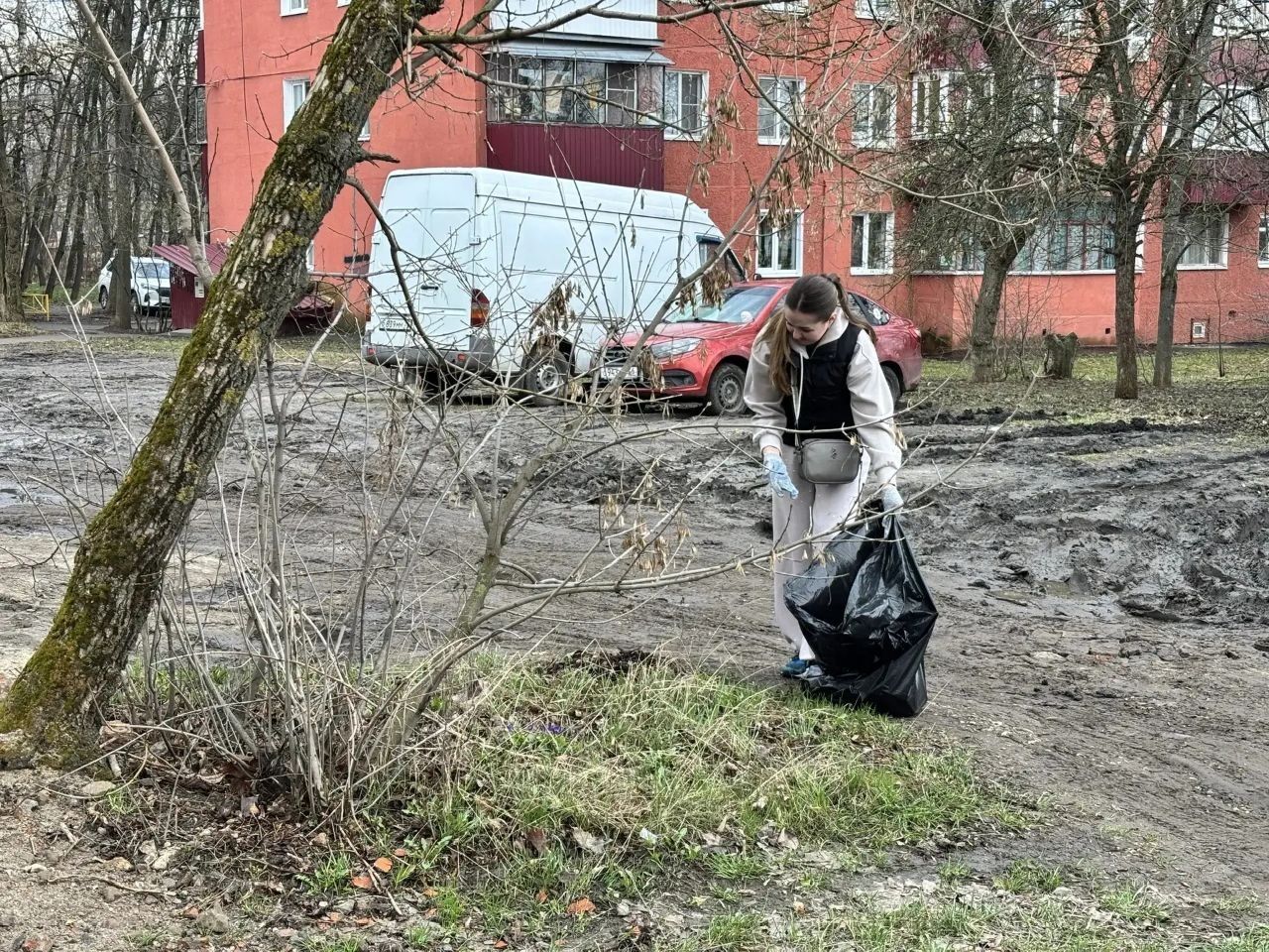 Сегодня в Курске проходит  общегородской субботник