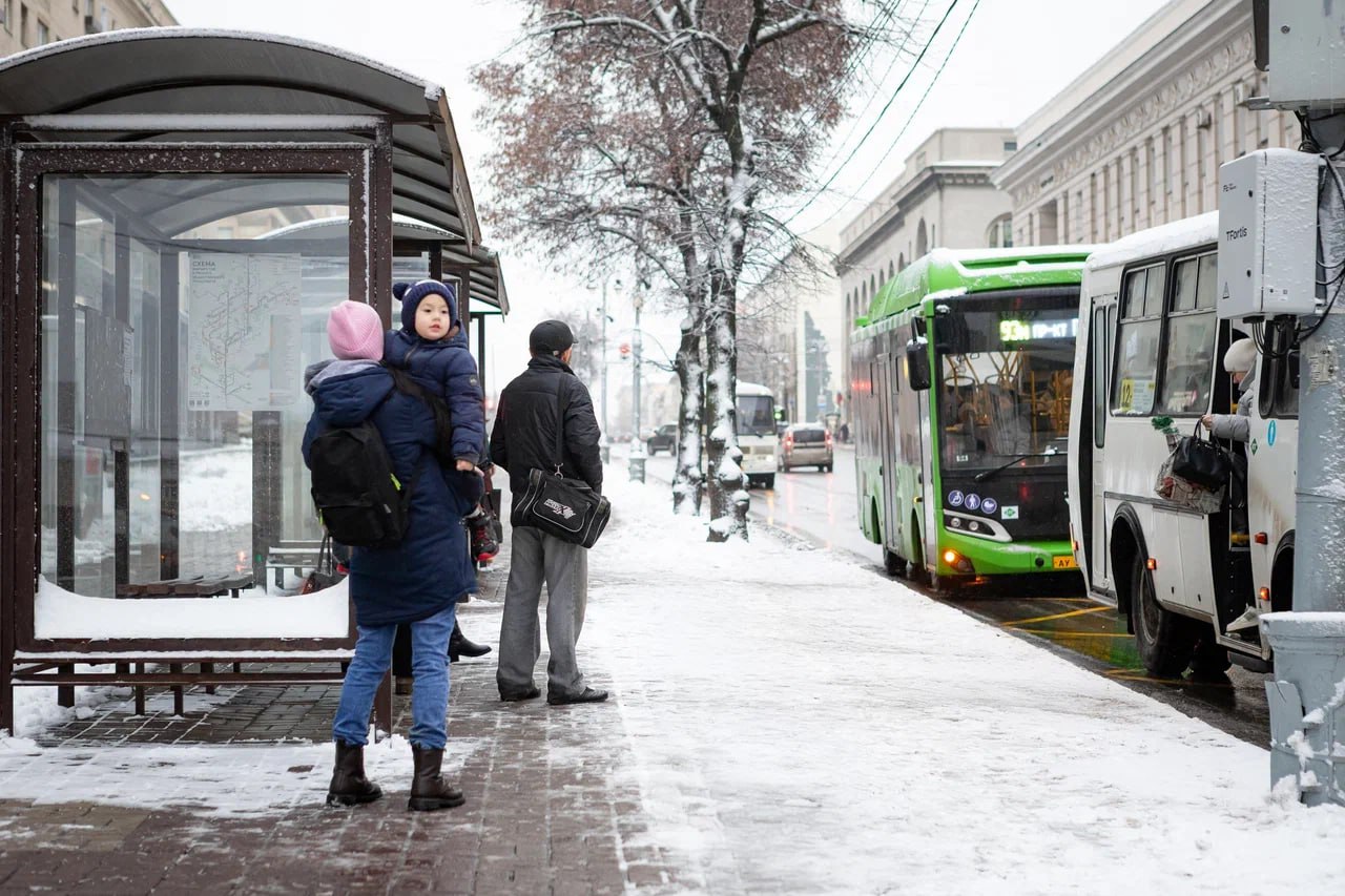 В Курске могут временно поменять схемы проезда автобусов из-за снегопада