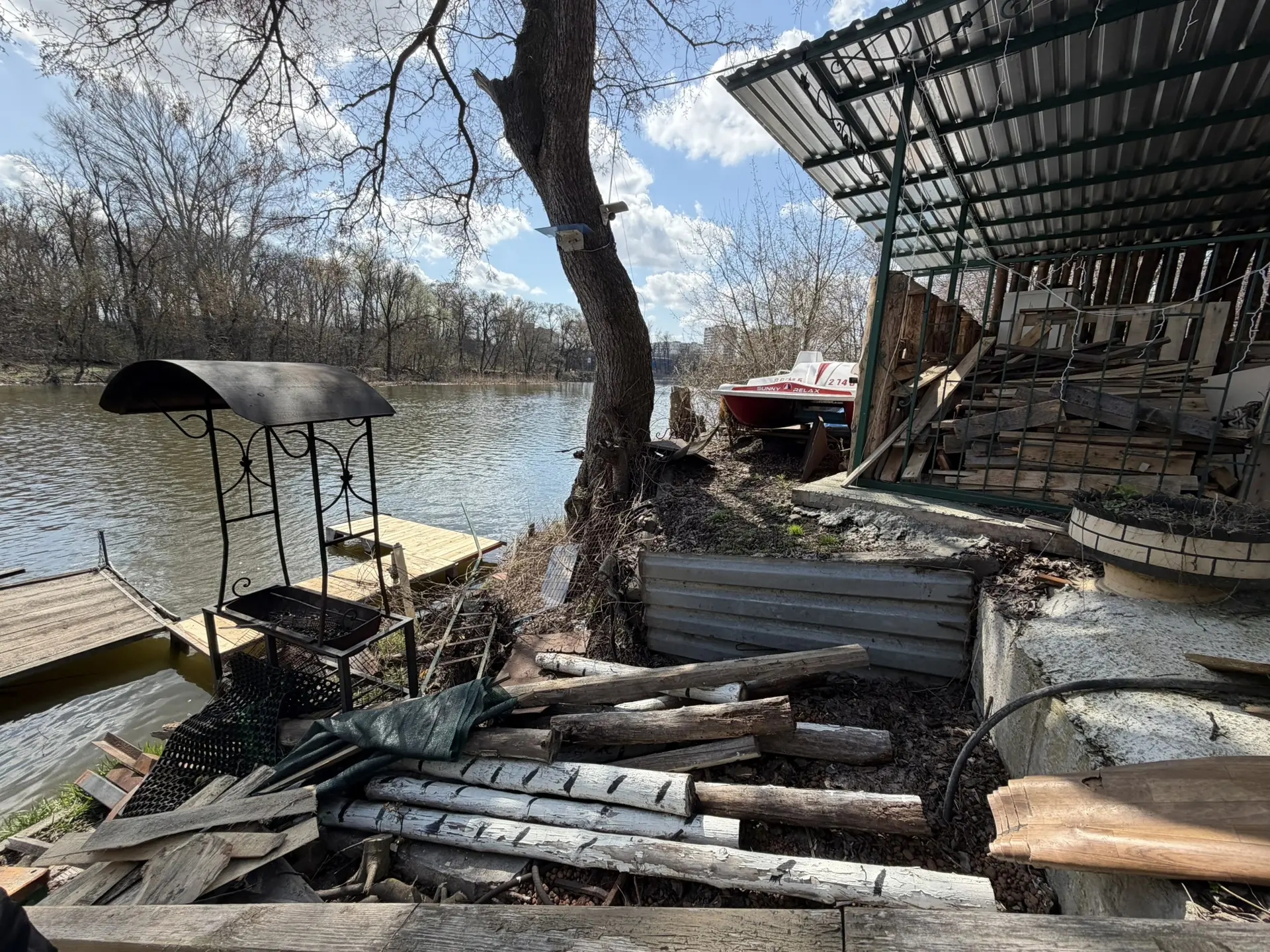 В Курске на берегу Сейма уберут горы мусора и незаконные постройки