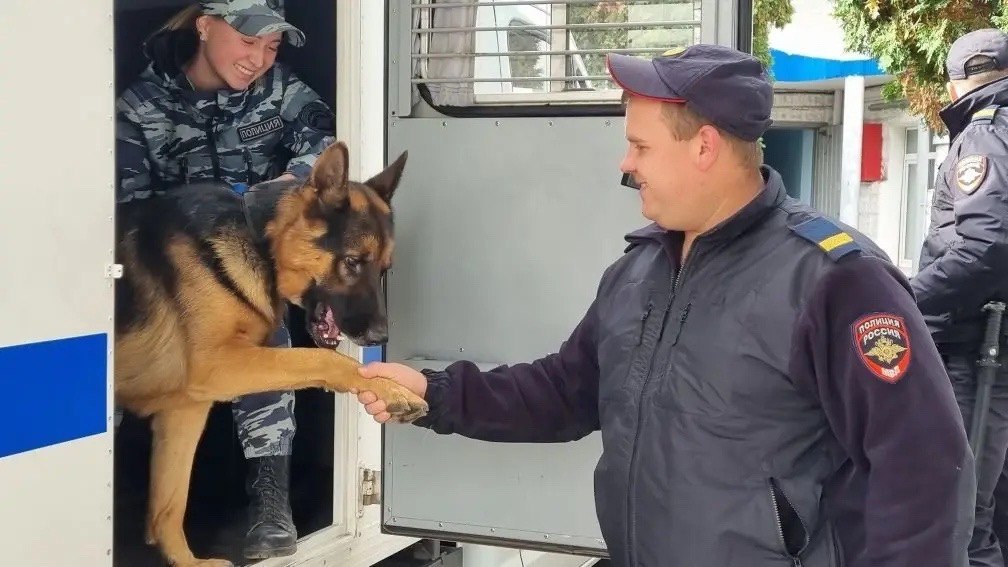 Курское УМВД отмечает 32-ю годовщину со дня образования