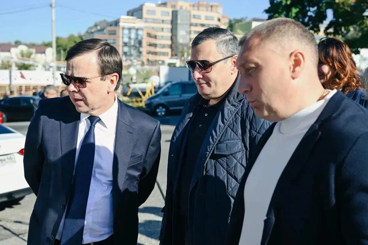 В Курске заместитель министра культуры и губернатор проверили восстановление «Курской крепости»